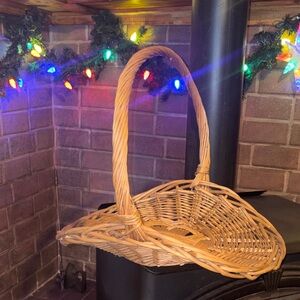 Vintage Tan Wicker Gathering Basket Cottagecore Rustic Storage or Display